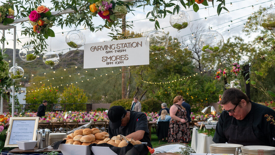 Phoenix Catering for Outdoor Events: Tips for Success in our Desert Climate